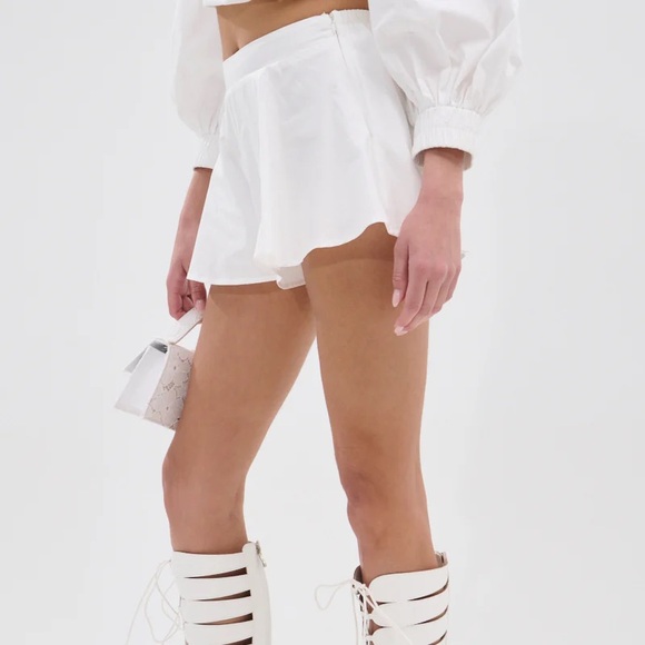 AKIRA Label Play With Me Short NWT - size S/M - Picture 6 of 7